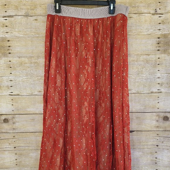 LuLaRoe Lucy Skirt XL - Sparkly Dark Red Lace, Silver Accents, Pale Gold Lining - Picture 1 of 4